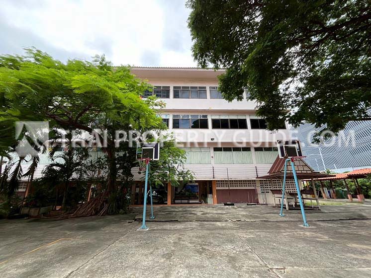Land in Bangnatrad 